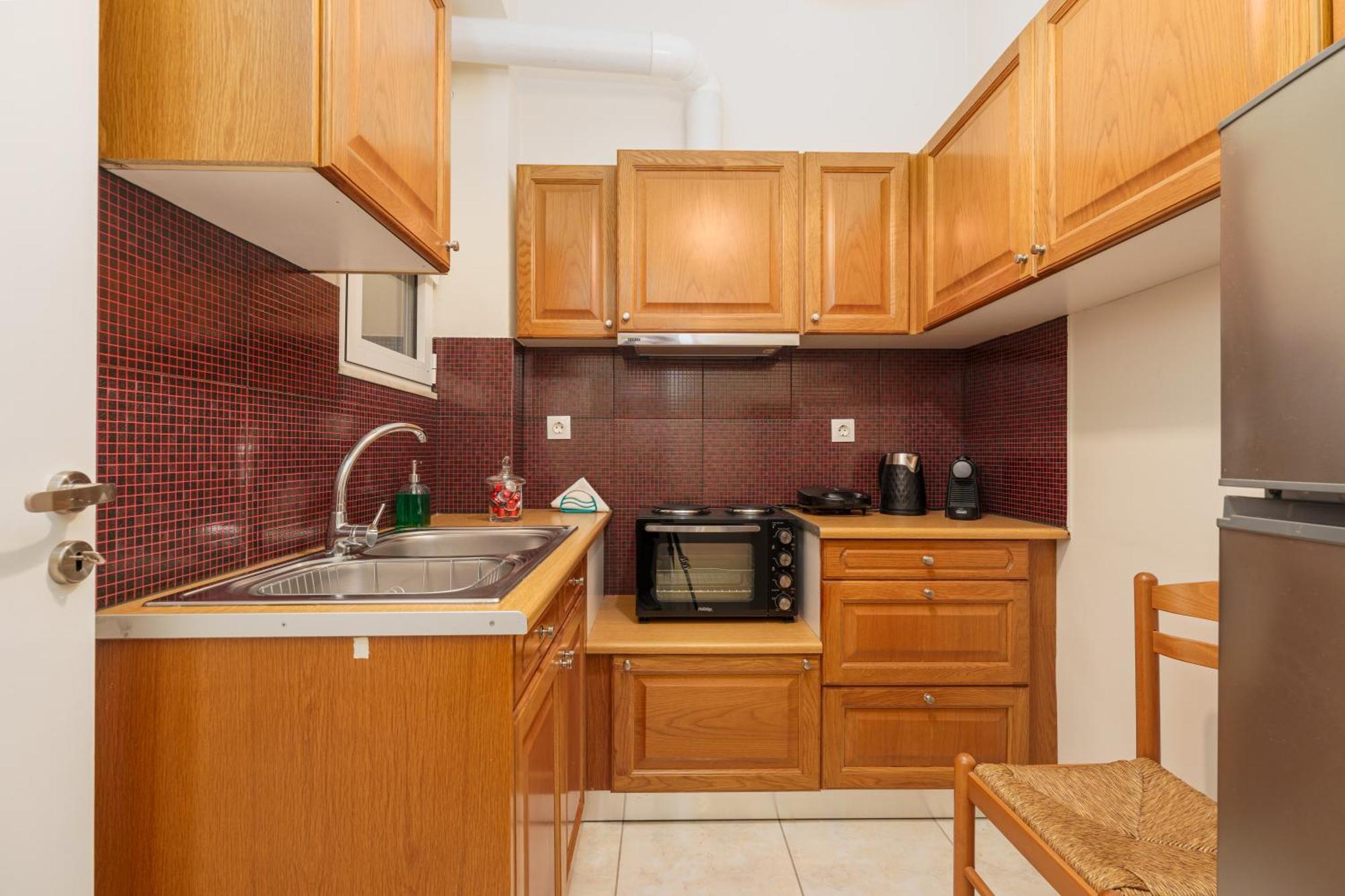 Nostos Apartment, With A Spacious Backyard อาร์เตมีดา ภายนอก รูปภาพ