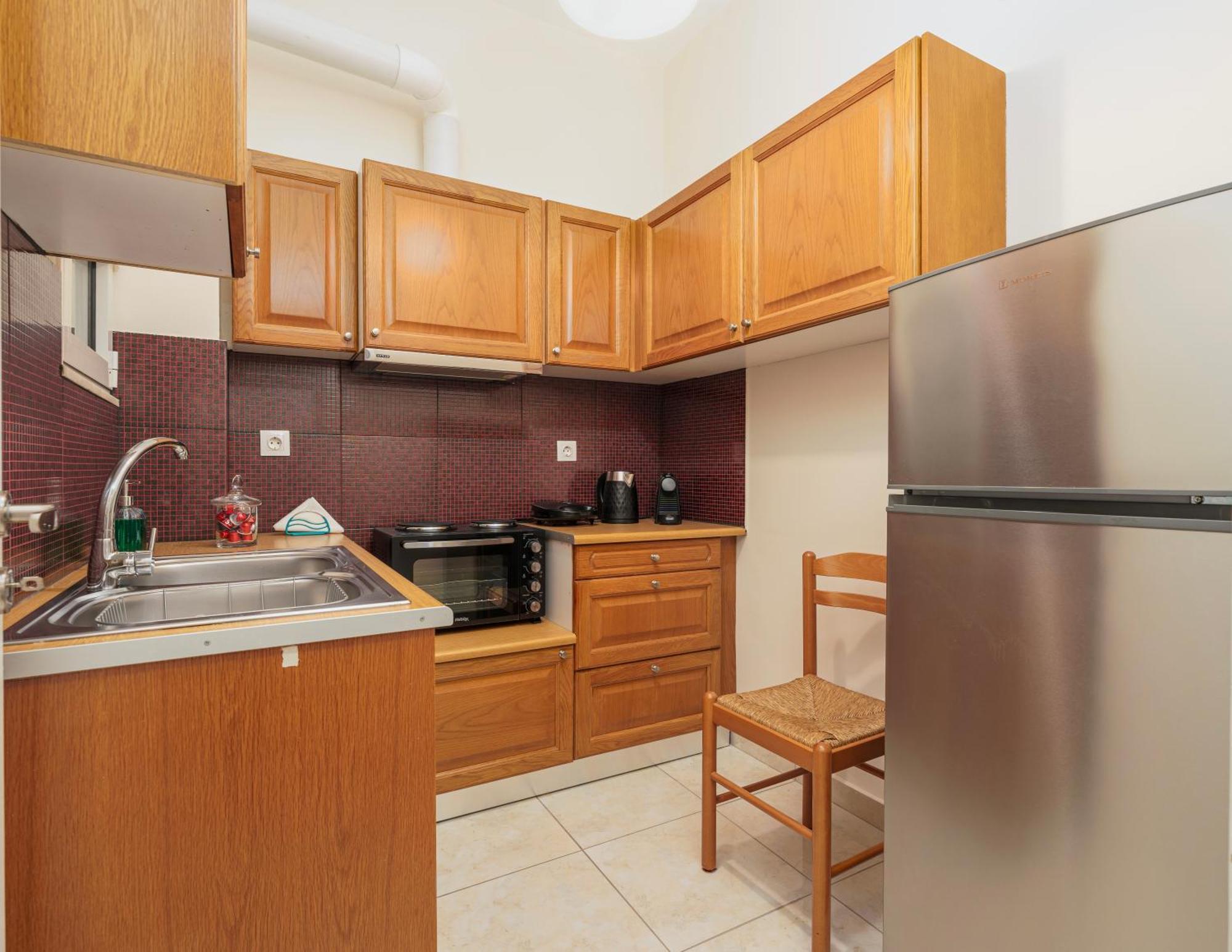 Nostos Apartment, With A Spacious Backyard อาร์เตมีดา ภายนอก รูปภาพ